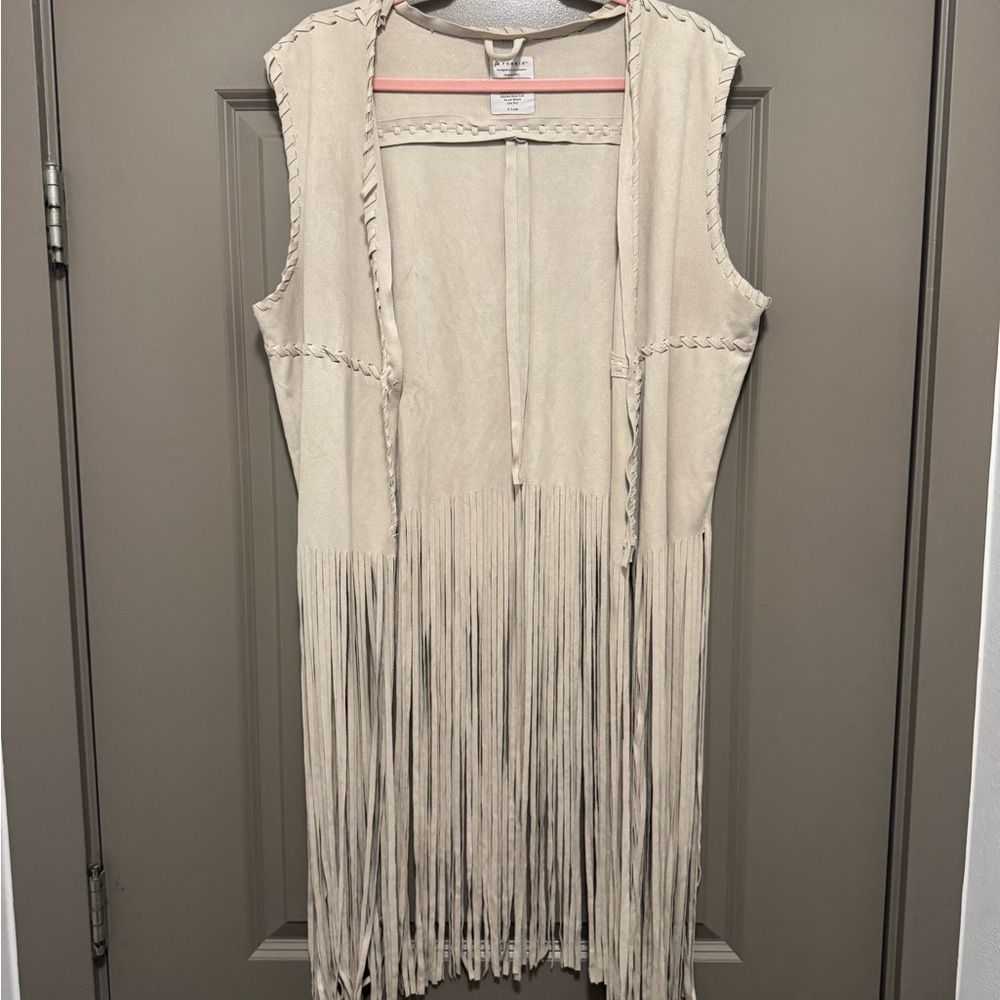 Fornia Cream Sleeveless Vest with Fringe
